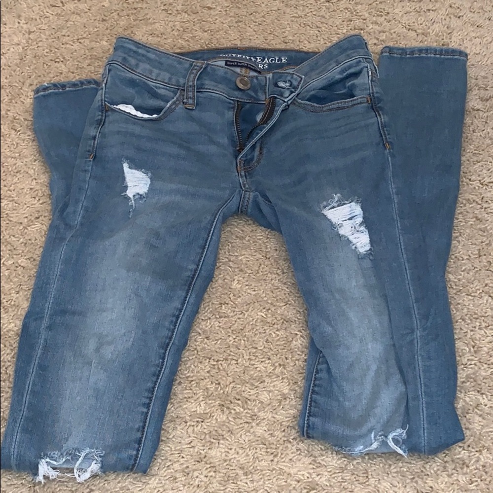 Light wash American Eagle Distressed Jeans